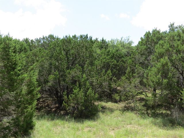 21902 Surrey LN, Lago Vista, TX 78645