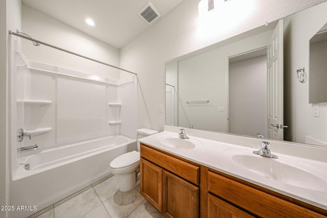 7126 W Bent Tree Drive, Peoria, AZ 85383