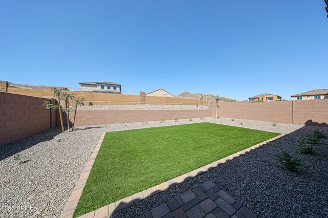 7126 W Bent Tree Drive, Peoria, AZ 85383