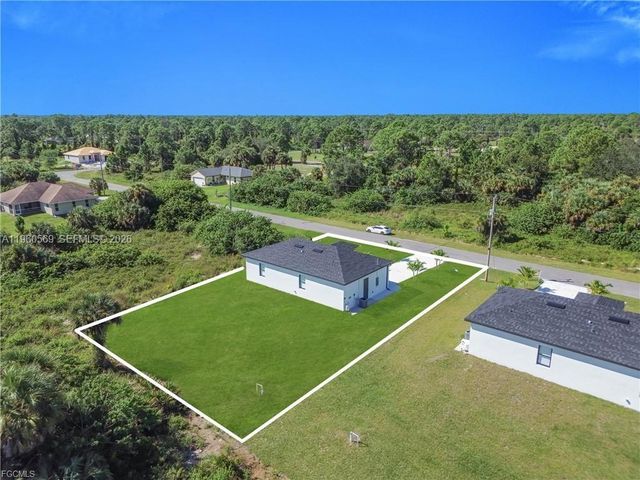 713 Roma Ave, Lehigh Acres, FL 33974