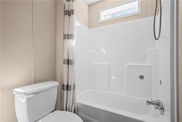 611 Sandy Run Road, Jesup, GA 31545