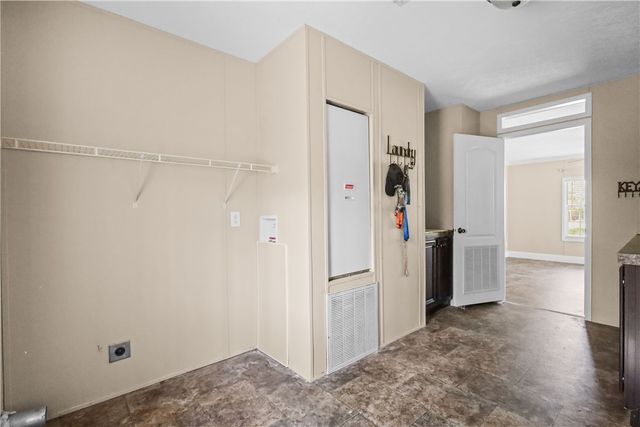 611 Sandy Run Road, Jesup, GA 31545