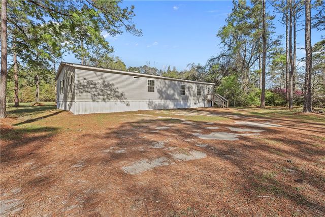 611 Sandy Run Road, Jesup, GA 31545
