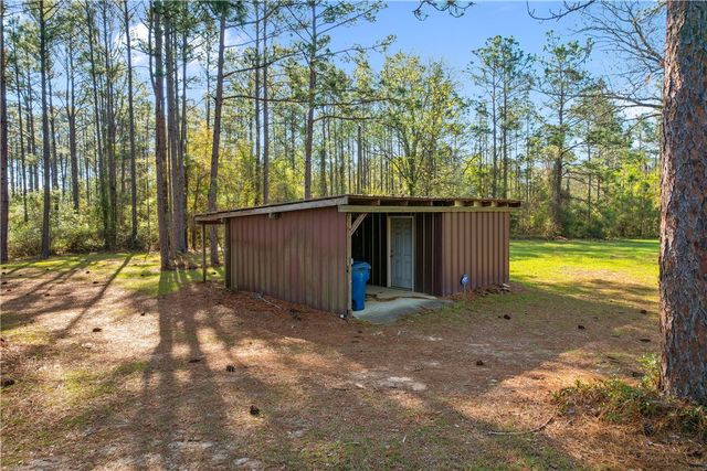 611 Sandy Run Road, Jesup, GA 31545