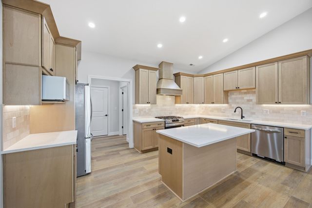 104 Peoples Meadow, Nicholasville, KY 40356