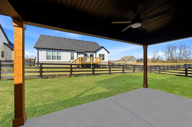 104 Peoples Meadow, Nicholasville, KY 40356