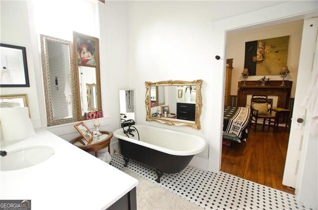 107 High Street, Hogansville, GA 30230