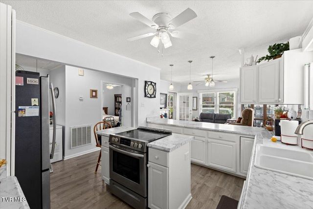 311 West Mill Street, Elizabethton, TN 37643