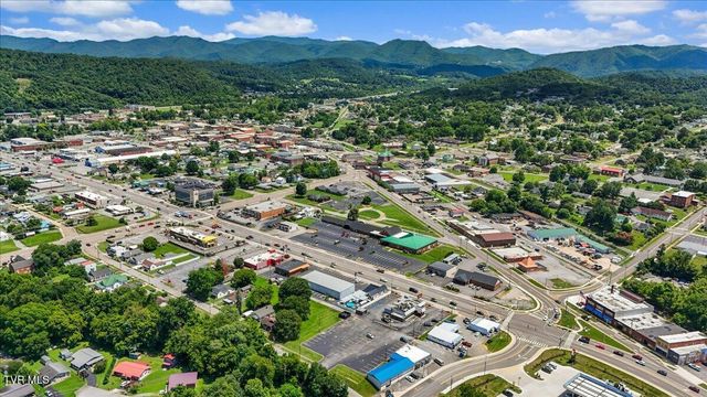 311 West Mill Street, Elizabethton, TN 37643