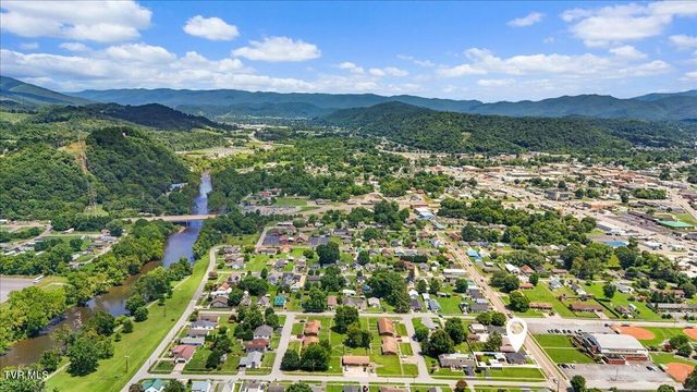 311 West Mill Street, Elizabethton, TN 37643