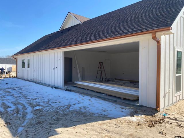 370 CR 2462, Mineola, TX 75773