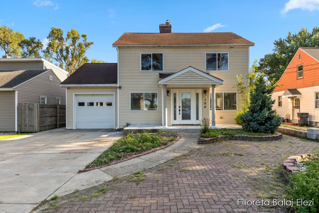 104 Colrain Street Se, City Of Wyoming, MI 49548