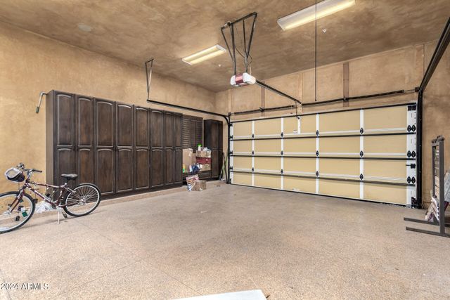 3831 E HUBER Street, Mesa, AZ 85205