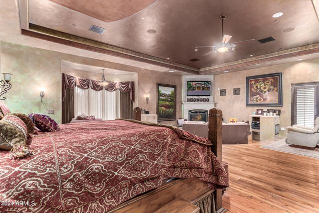 3831 E HUBER Street, Mesa, AZ 85205