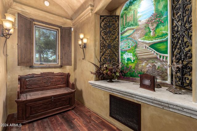 3831 E HUBER Street, Mesa, AZ 85205