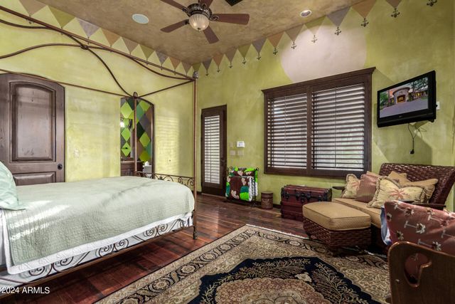 3831 E HUBER Street, Mesa, AZ 85205