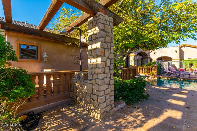 3831 E HUBER Street, Mesa, AZ 85205