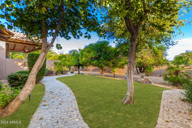 3831 E HUBER Street, Mesa, AZ 85205