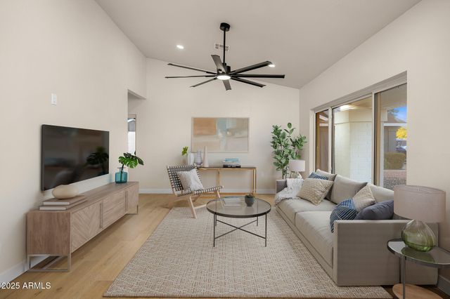 2607 E CORRINE Drive, Phoenix, AZ 85032