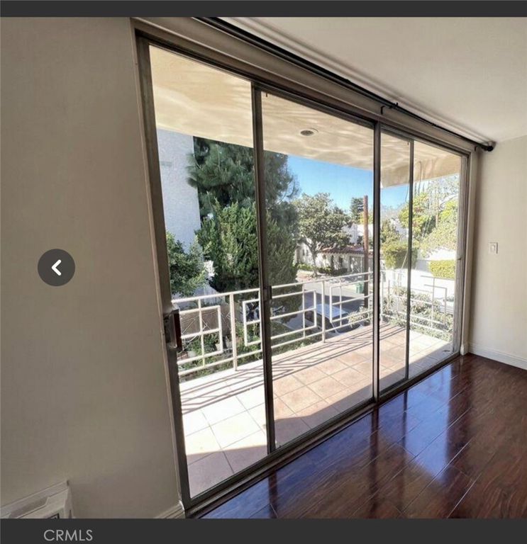 8704 Gregory Way 2, Los Angeles, CA 90035