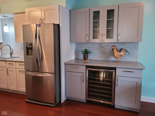 9306 W Golden Oaks W, Indianapolis, IN 46260