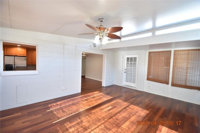 3223 W WYOMING AVENUE, Tampa, FL 33611