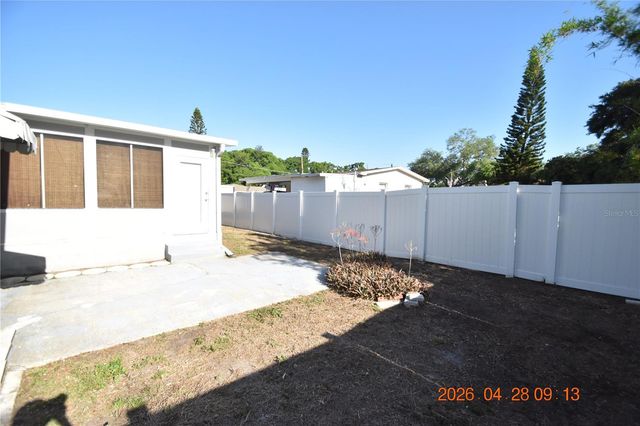 3223 W WYOMING AVENUE, Tampa, FL 33611