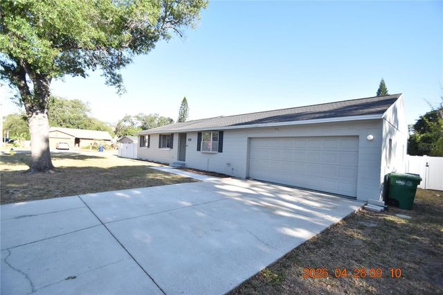 3223 W WYOMING AVENUE, Tampa, FL 33611