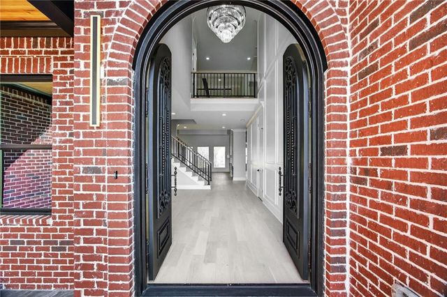 405 Thunder Road, Buford, GA 30518