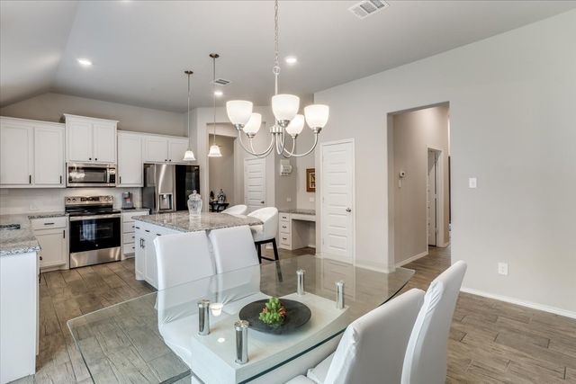 121 Rosemary Drive, Azle, TX 76020