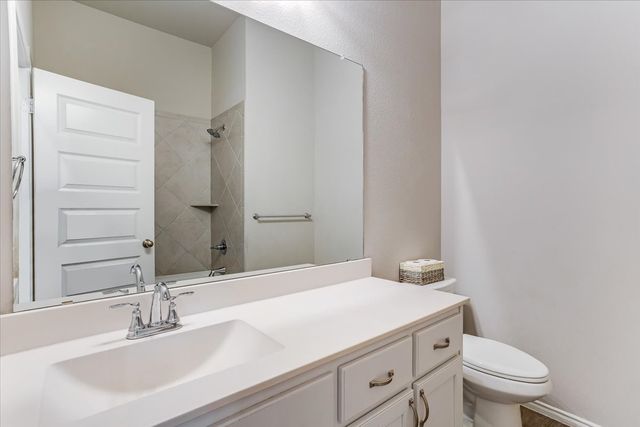 121 Rosemary Drive, Azle, TX 76020