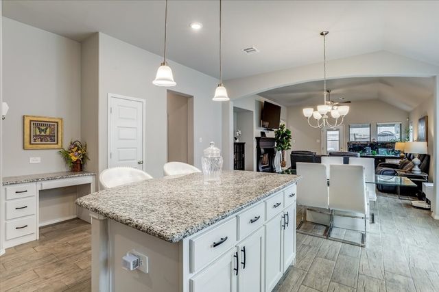 121 Rosemary Drive, Azle, TX 76020