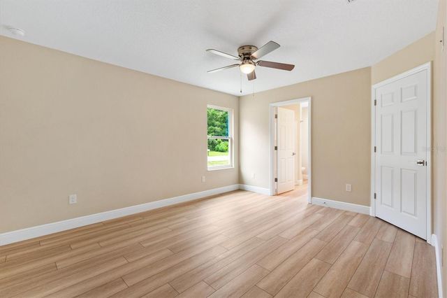 555 E ANDERSON AVENUE, Bushnell, FL 33513