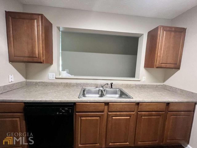 13101 Fairington Ridge Circle 101, Lithonia, GA 30038