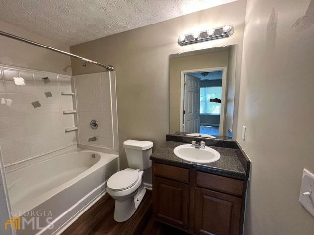 13101 Fairington Ridge Circle 101, Lithonia, GA 30038