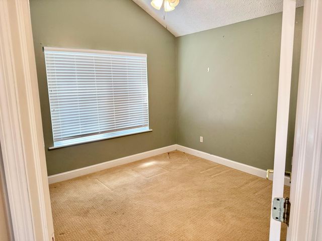 6608 Lakeview Circle, Canal Winchester, OH 43110