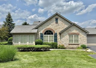 6608 Lakeview Circle, Canal Winchester, OH 43110