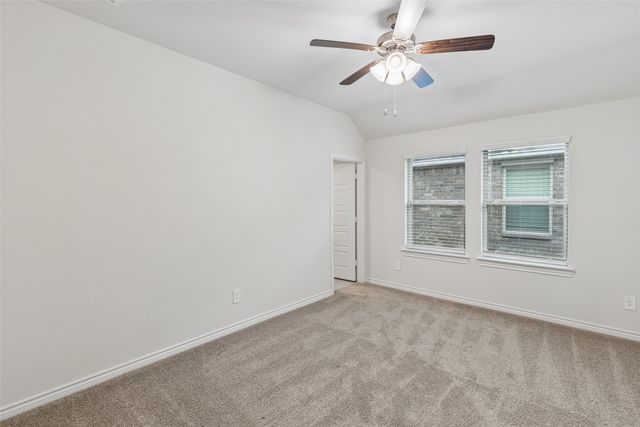 9721 Daisy Mae Lane, Aubrey, TX 76227