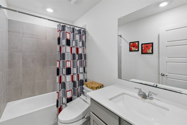 9721 Daisy Mae Lane, Aubrey, TX 76227