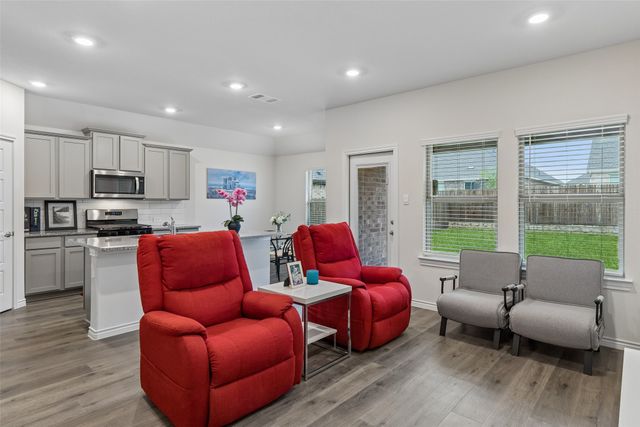 9721 Daisy Mae Lane, Aubrey, TX 76227