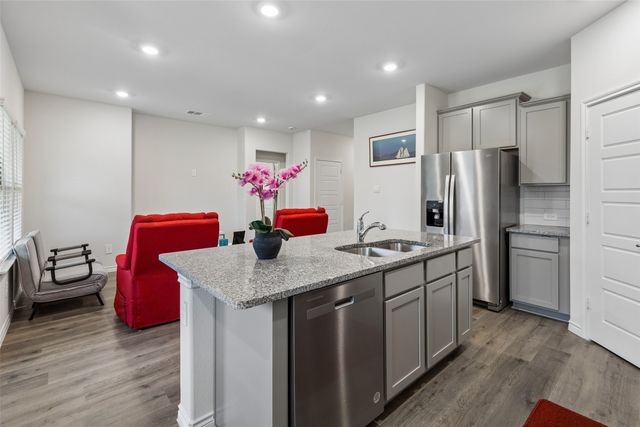 9721 Daisy Mae Lane, Aubrey, TX 76227
