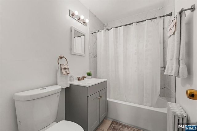 23-08 Howard D, Fair Lawn, NJ 07410