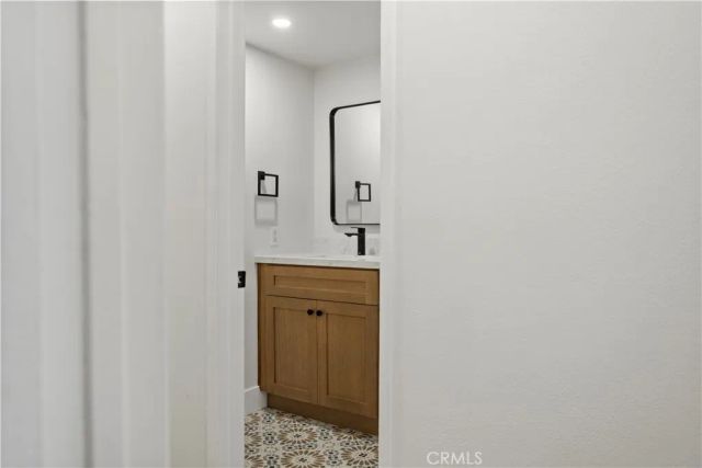 1381 S. Walnut St 2505, Anaheim, CA 92802