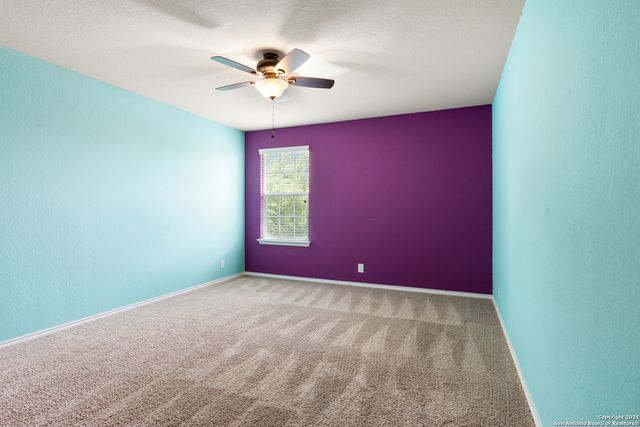 255 Elisabeth Run, San Antonio, TX 78253