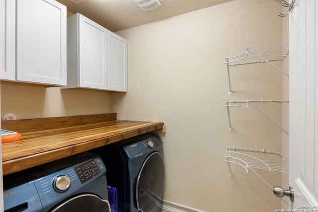 255 Elisabeth Run, San Antonio, TX 78253