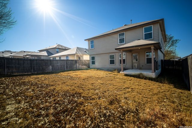 255 Elisabeth Run, San Antonio, TX 78253