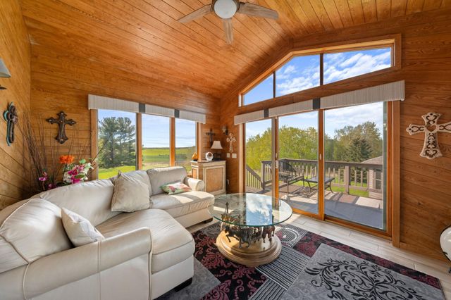 11183 Country Drive, Pine City, MN 55063