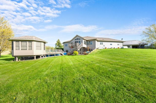 11183 Country Drive, Pine City, MN 55063