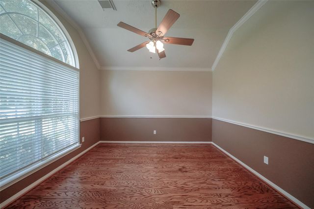39 Belcarra Place, The Woodlands, TX 77382