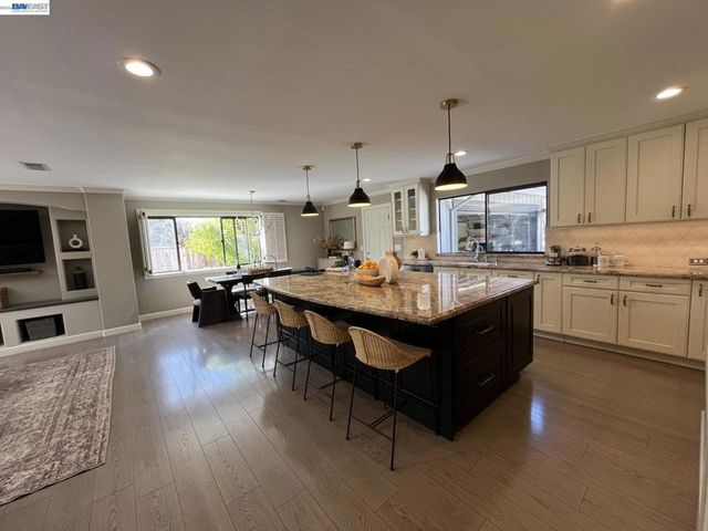 181 Paraiso Dr, Danville, CA 94526